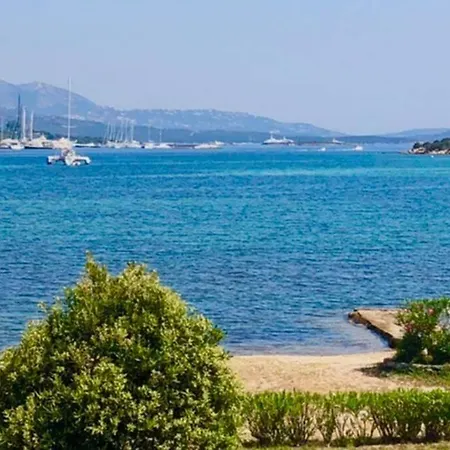 Oleandri Villa *